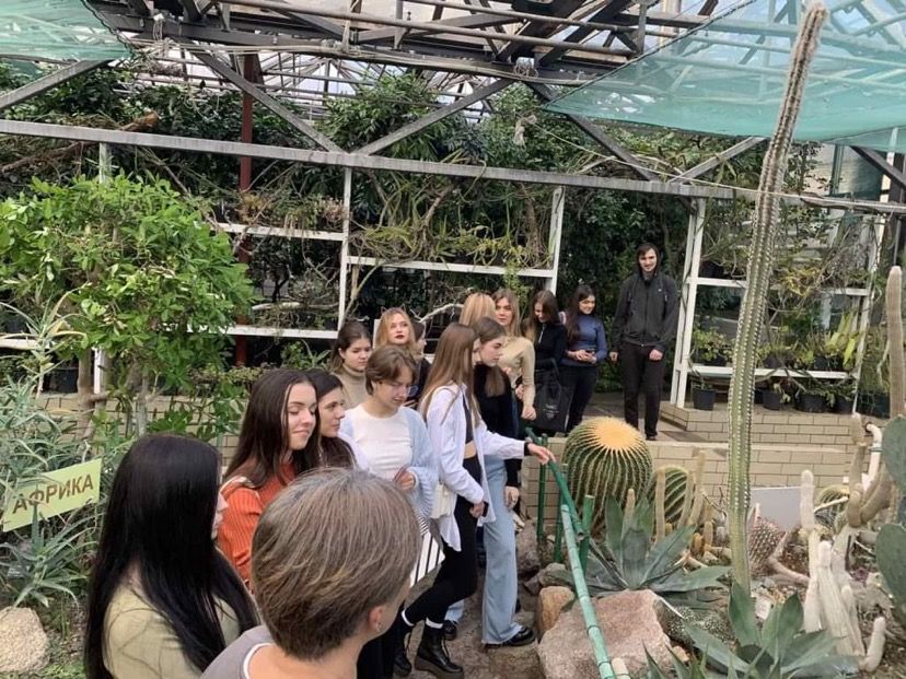 Free tours in greenhouses